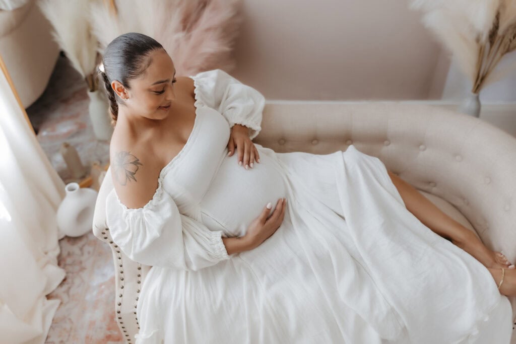 Maternity Session Prep Checklist: What to Wear, What to Bring, and How to Feel Ready 8 Macon maternity photographer 4 2