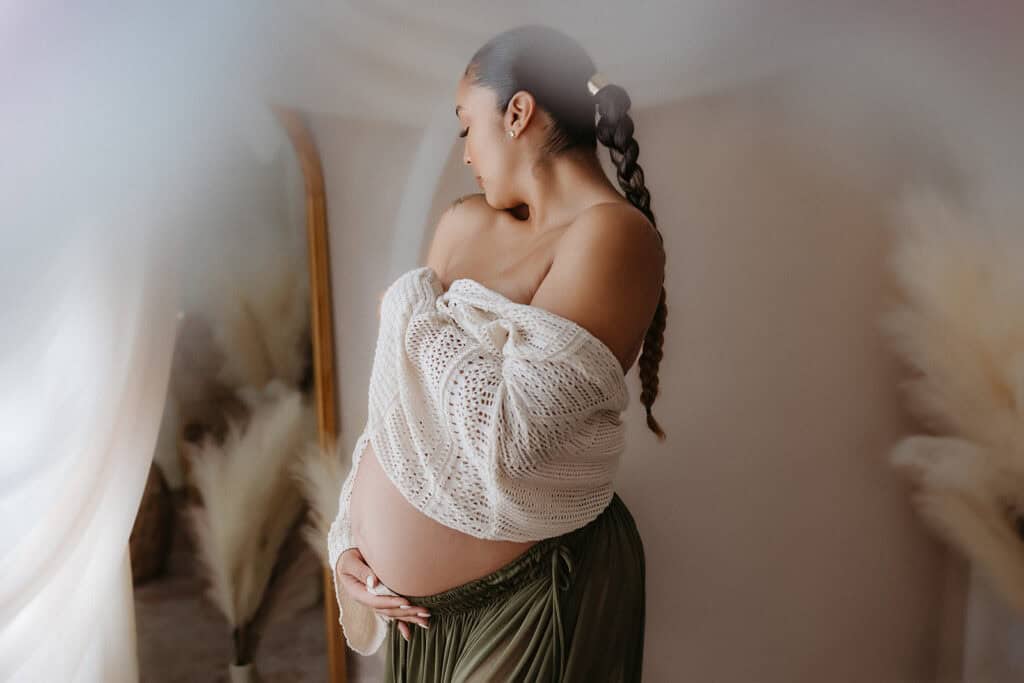 Maternity Session Prep Checklist: What to Wear, What to Bring, and How to Feel Ready 11 Macon maternity photographer 8 1