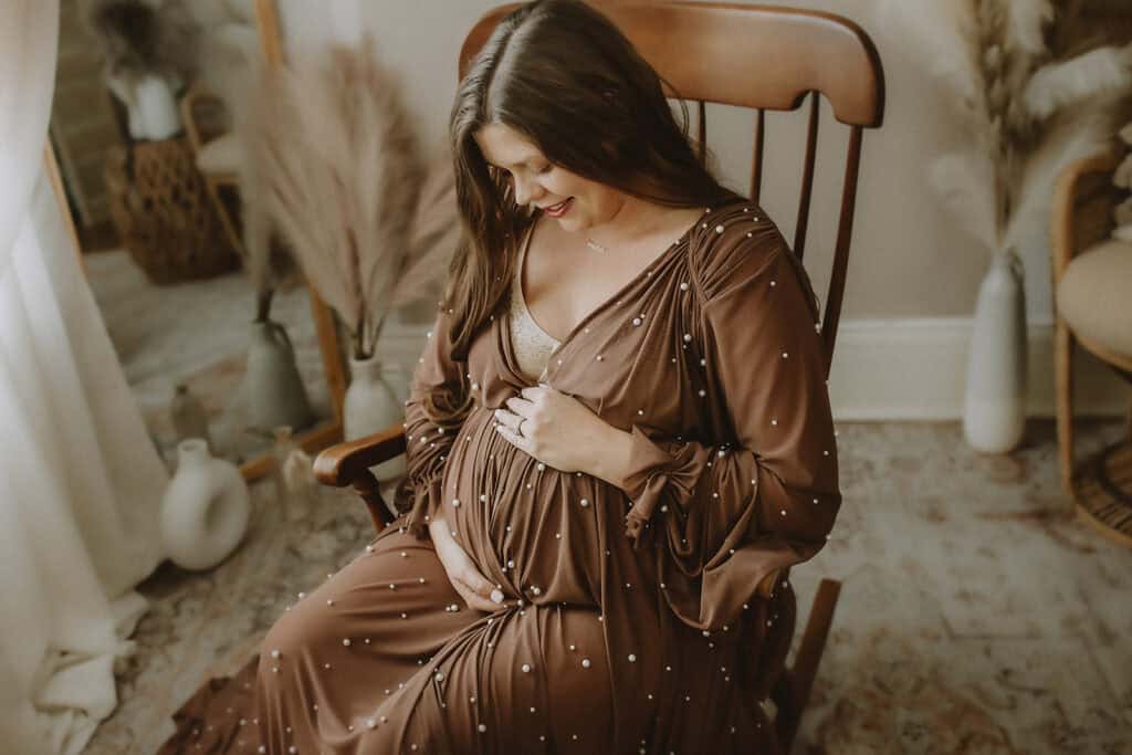 Best Time to Schedule Maternity Photos (So You Actually Feel Like Yourself) 21 Macon studio maternity photographer7